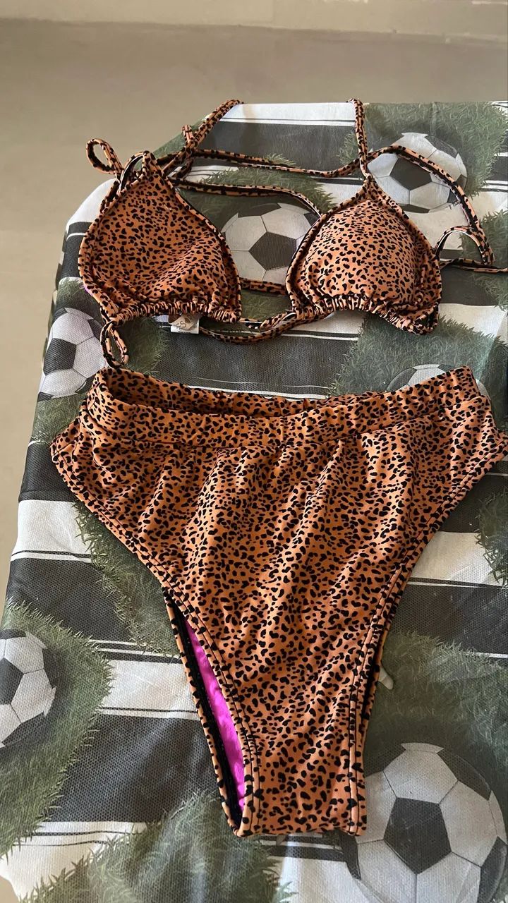 Biquíni hot pant um charme 