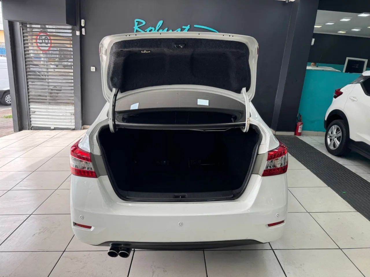 Nissan Sentra SL 2.0/ 2.0 Flex Fuel 16V Aut. 2016 - Foto 8