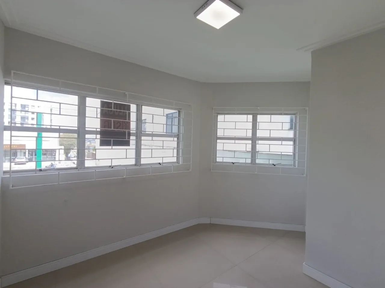 Sala para locaçao Centro/Pinhais Pr - Foto 4