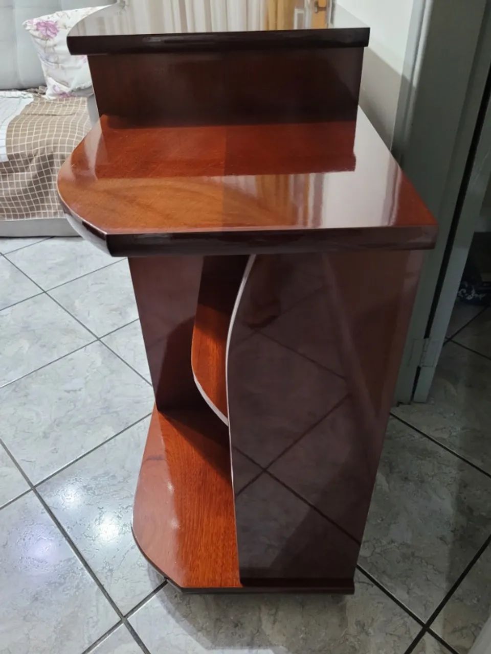 Rack para TV Padrão Mogno Madeira Maçiça - Foto 4