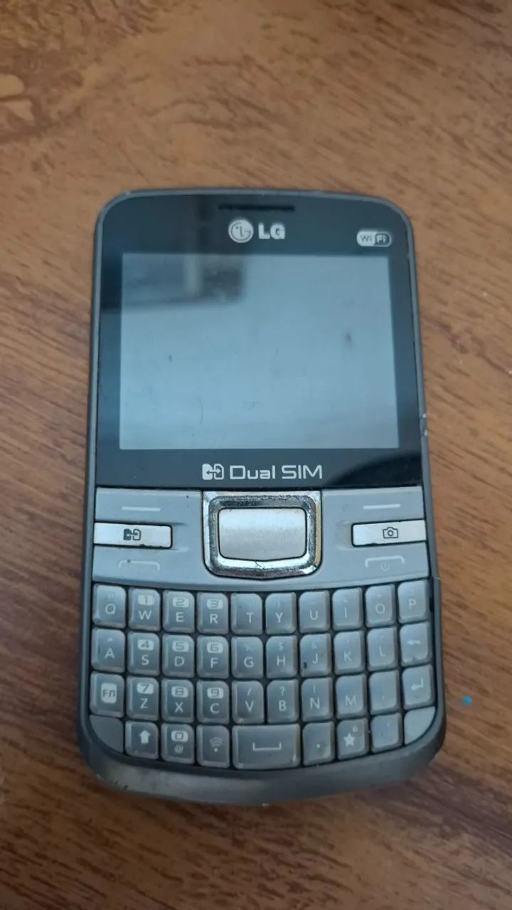 Celular LG C199 dual sim - funcionando perfeitamente!  - Foto 2