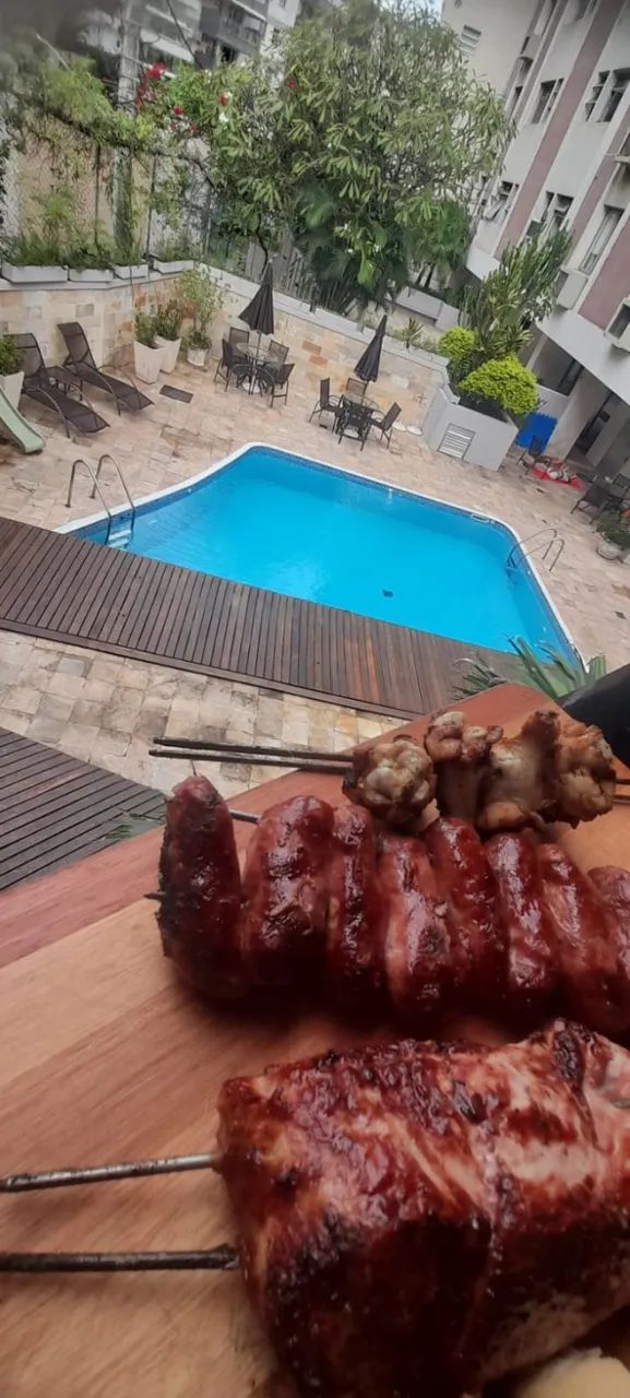 Churrasqueiro e Buffet com sobremesa grátis  - Foto 5