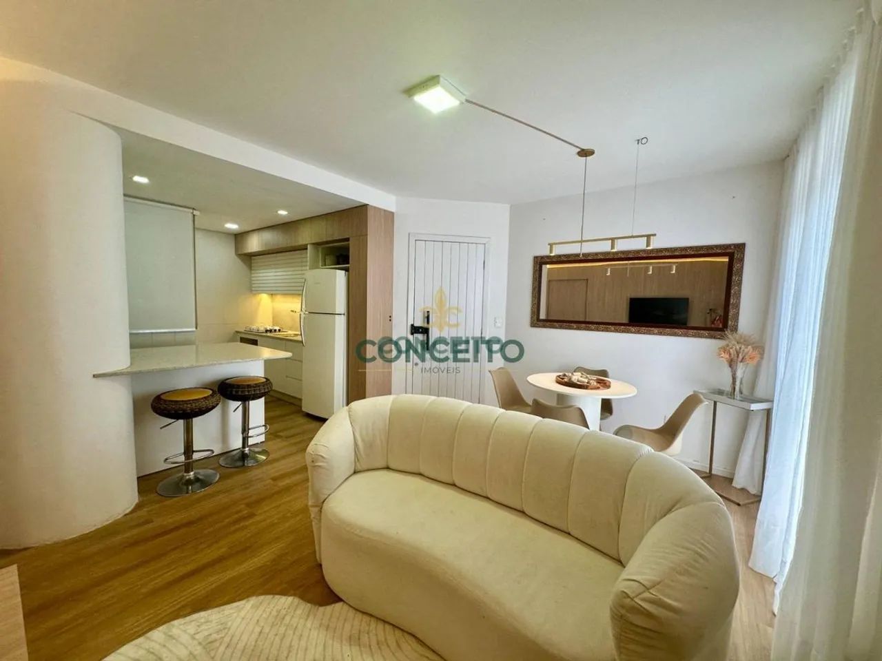 Apartamento à venda mobiliado, com 2 quartos - Abraão, Florianópolis - Foto 5