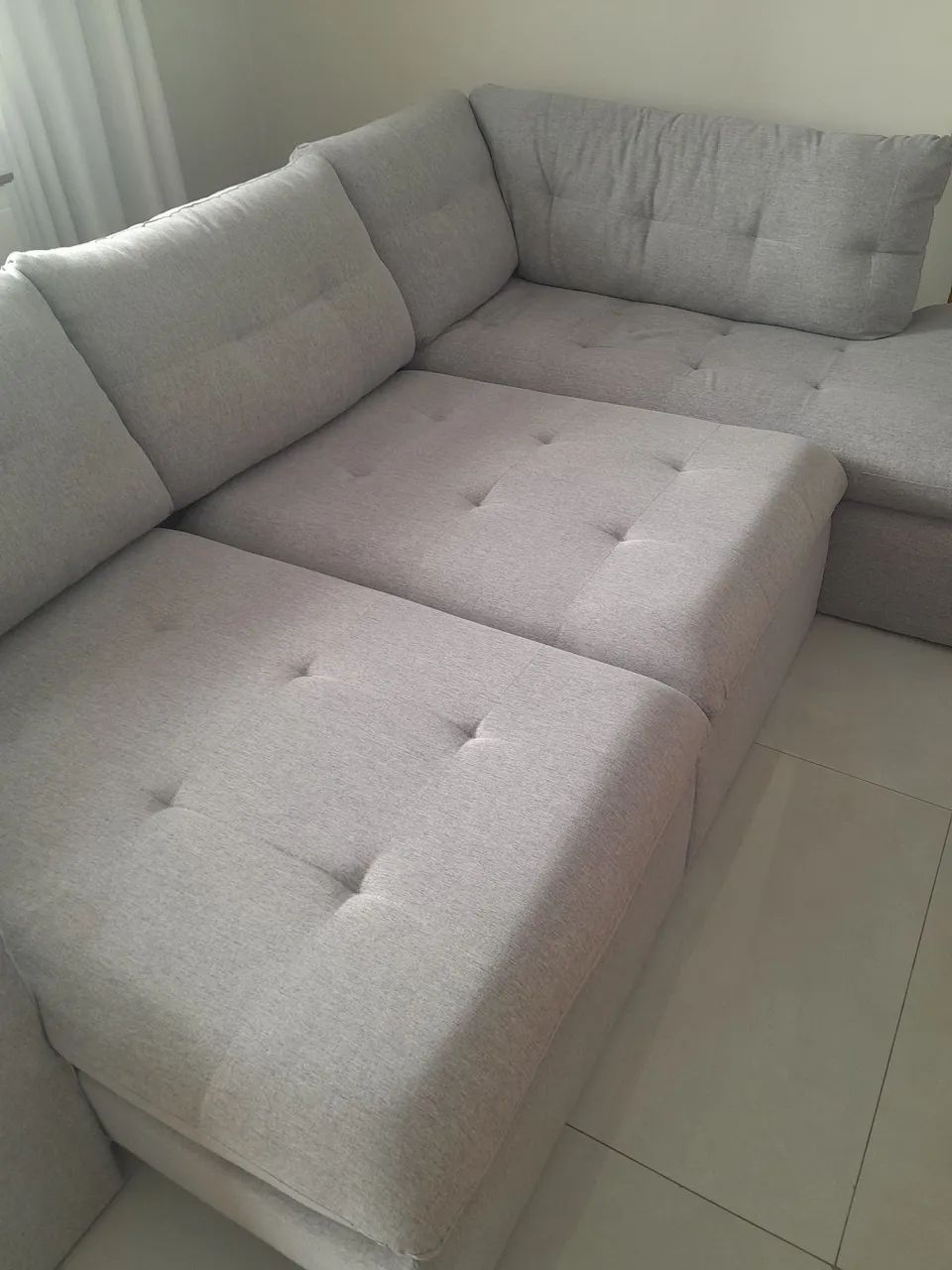 Sofa retratil de linho cinza - Foto 5