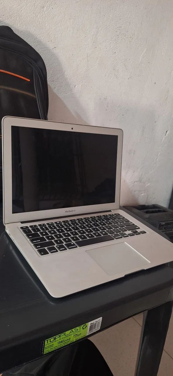 Mackbook 1446 (retirada de peças)