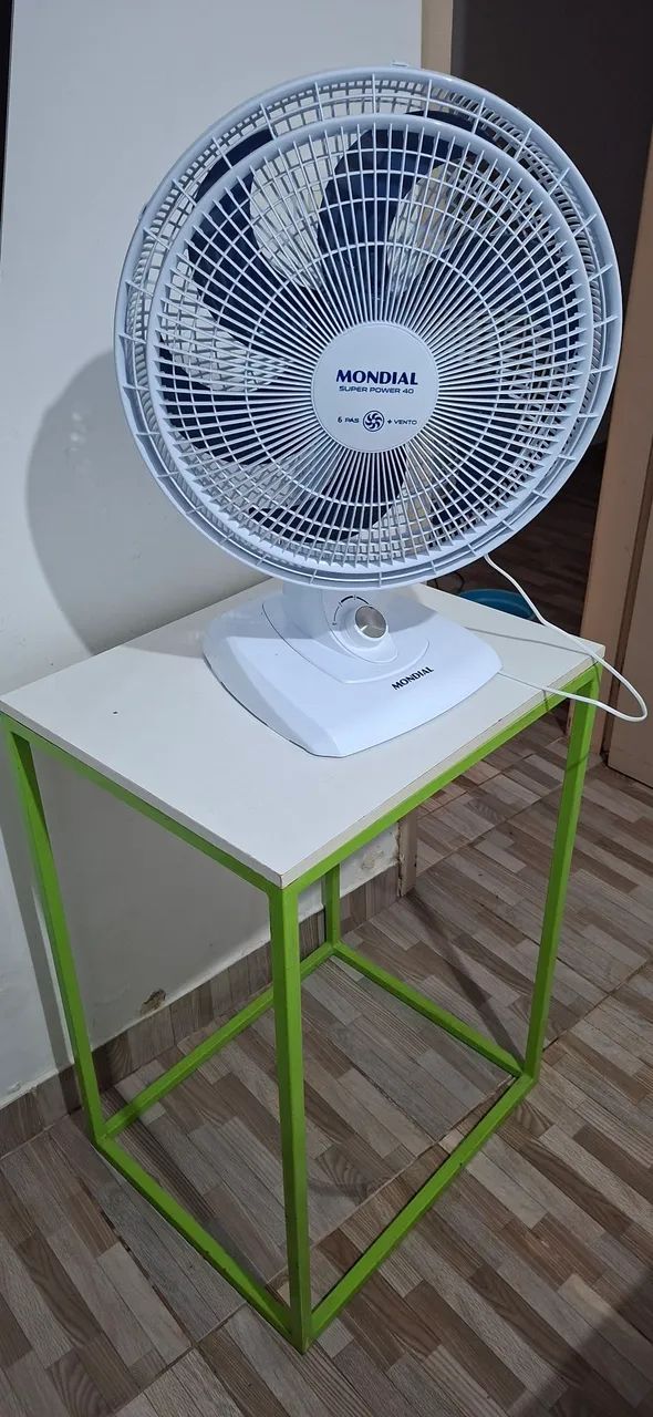 Mesa de apoio em metalon - Foto 2