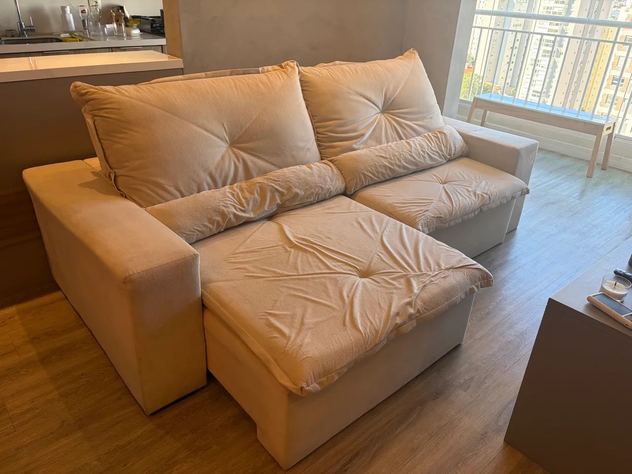 Sofá Retrátil 2,5m   Grande Bege - Foto 3