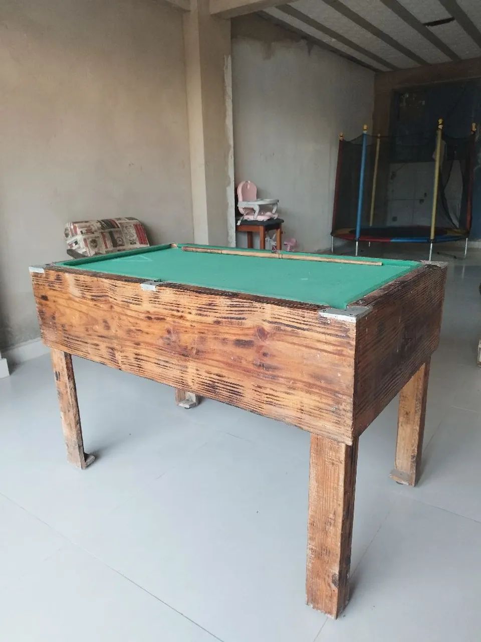 Billiards Table449241852108482560