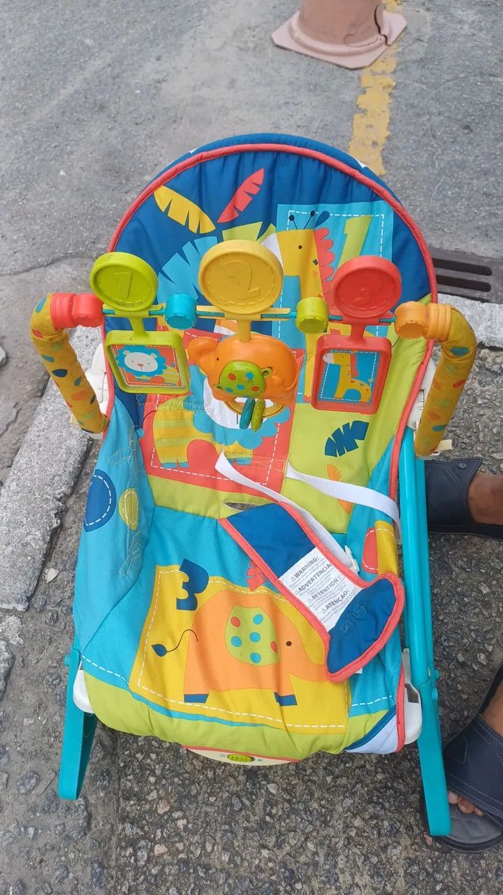 CADEIRA DE BALANÇO