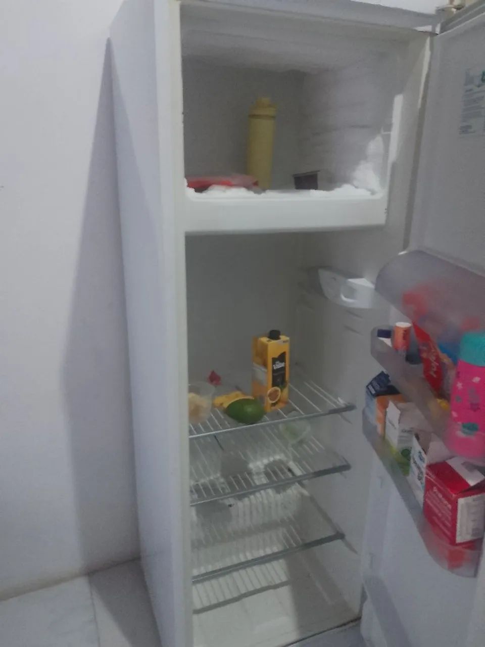 bedo uma geladeira  - Foto 2