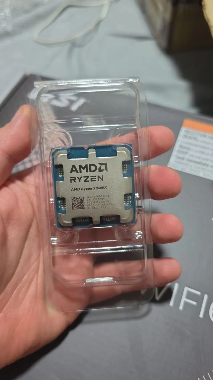 Processador AMD Ryzen 5 9600X<br>AMD Ryzen 5 9600X