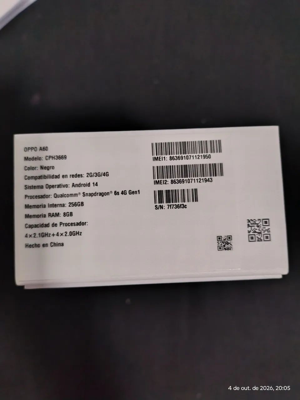 Oppo a60  semi novo