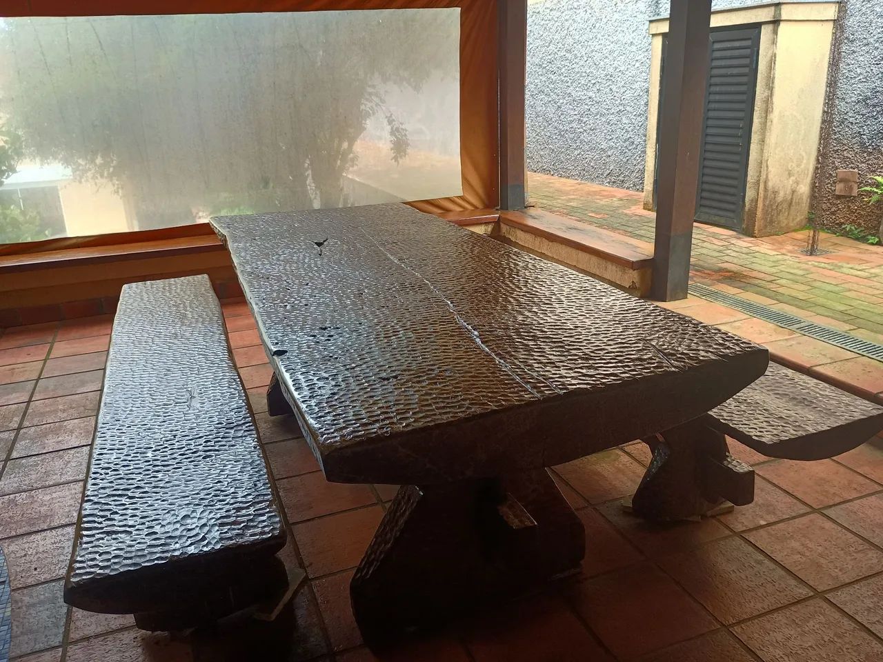 Conjunto Mesa nobre de madeira maciça do Amazonas  - Foto 2