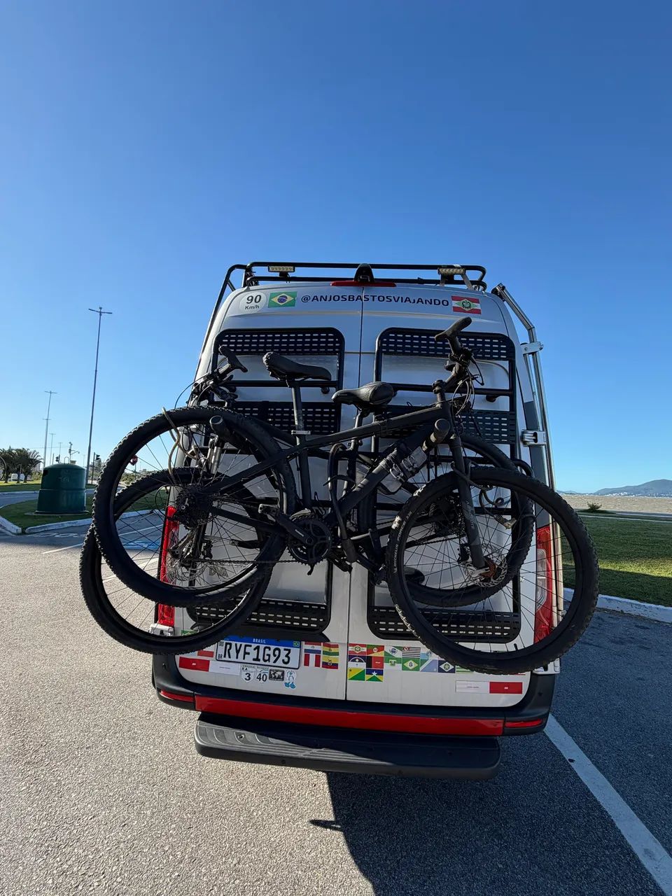 Motorhome Sprinter 417 - bateria Lítio 400Ah + placa Solar 550W - Autonomia Total - Foto 4