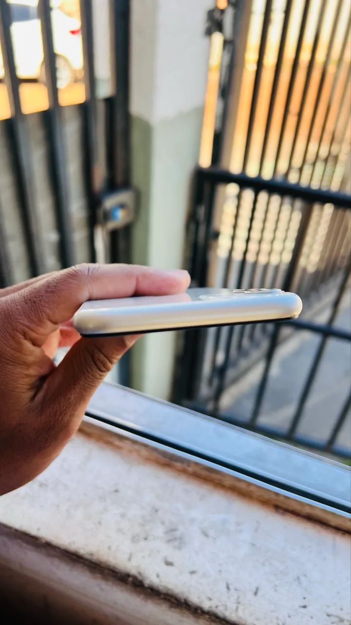 Vendo iPhone 11 - Foto 5