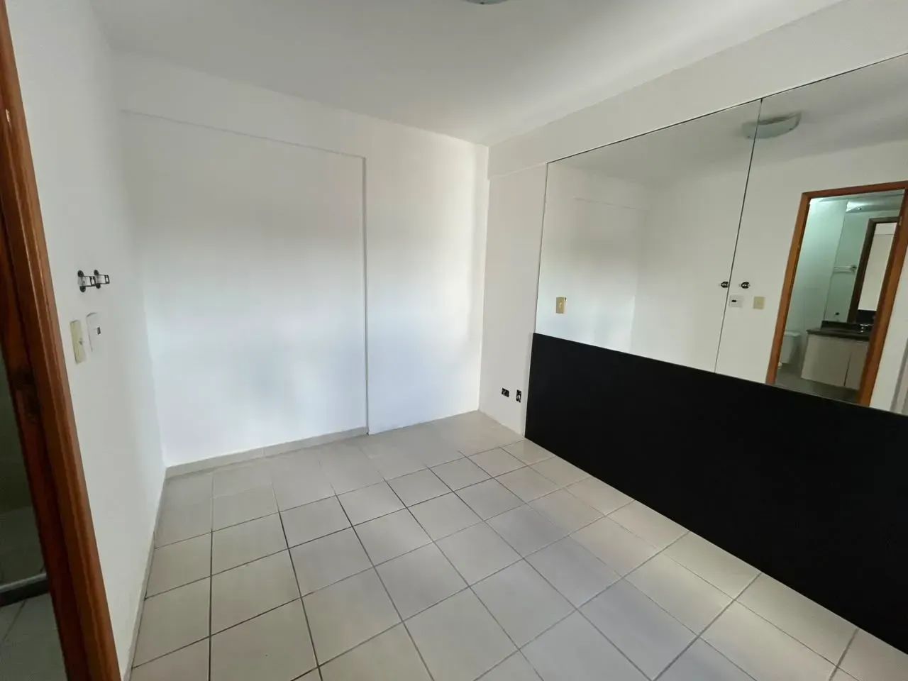 3 QUARTOS NO POÇO COM VARANDA - Foto 3