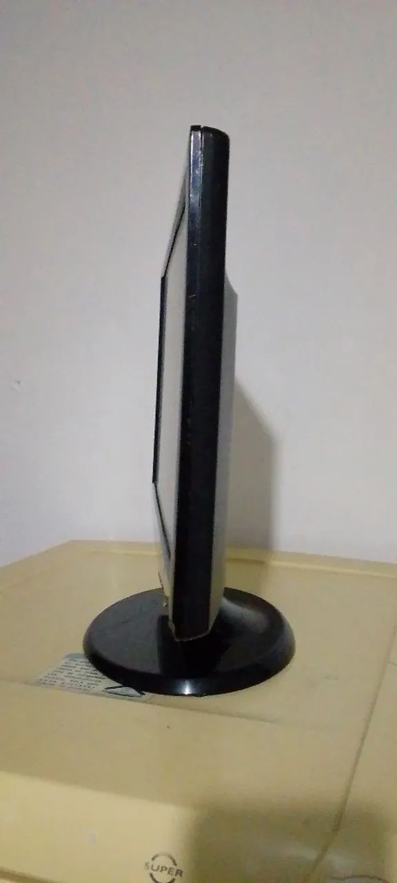 Monitor LG 19 polegadas w1943c - Foto 2