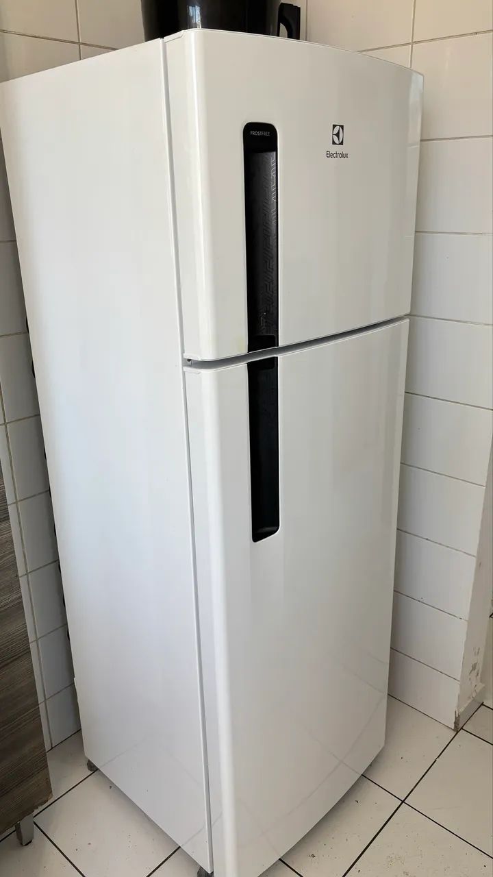 Geladeira Eletrolux 320L Nova - Foto 4