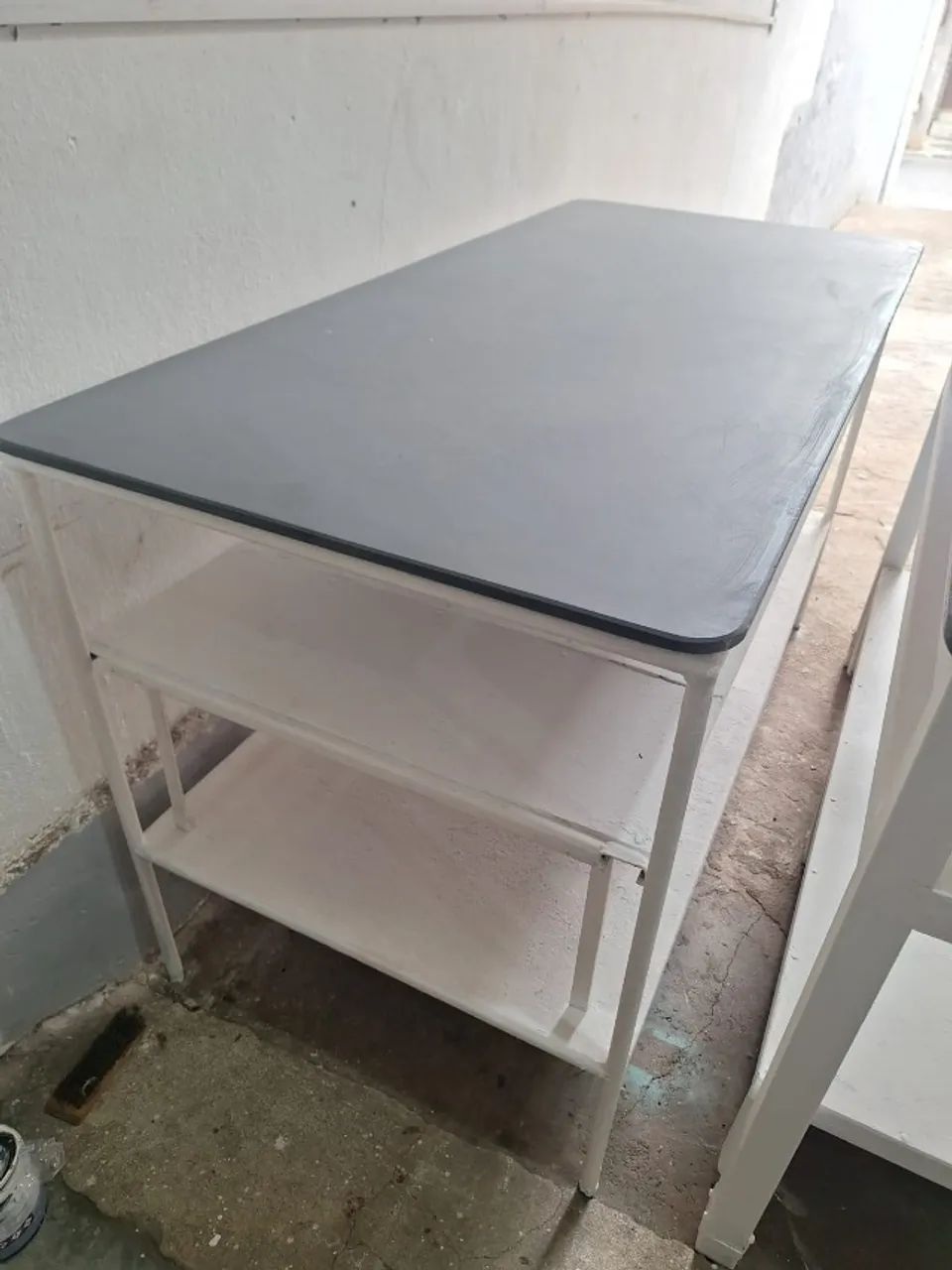 Mesa para serviços 