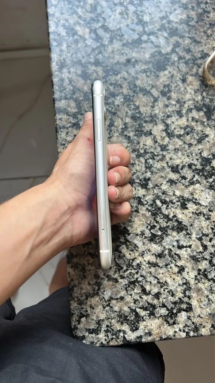 iPhone 11  - Foto 3