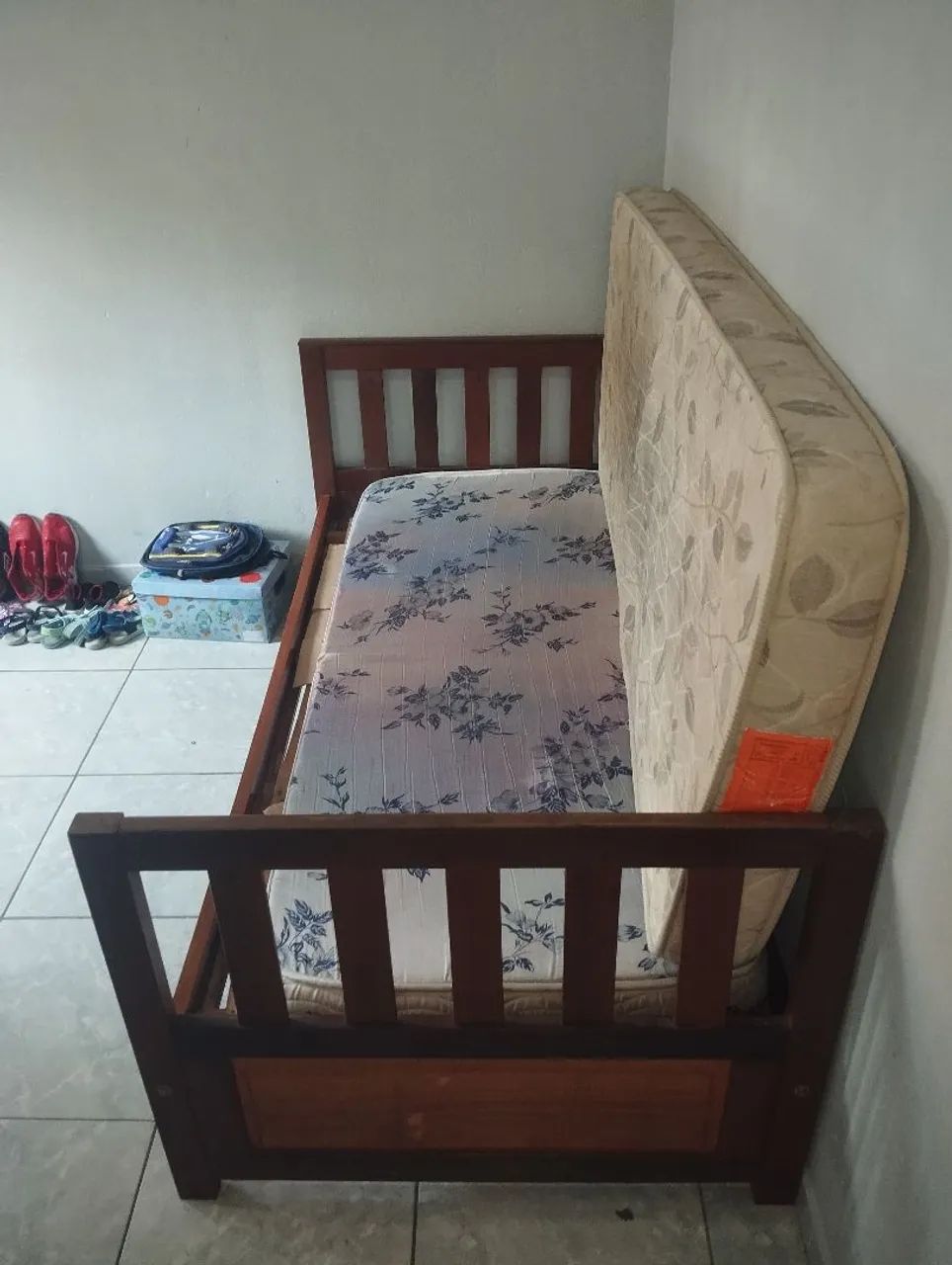 Uma Cama de Solteiro - Foto 3