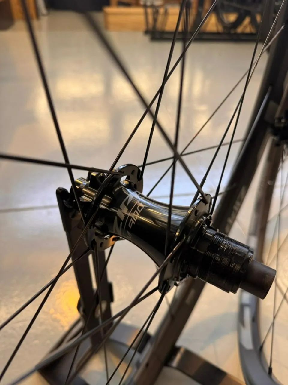 Par de Rodas Zipp1ZERO HiTOP S Carbon - Nova com NF - Foto 3