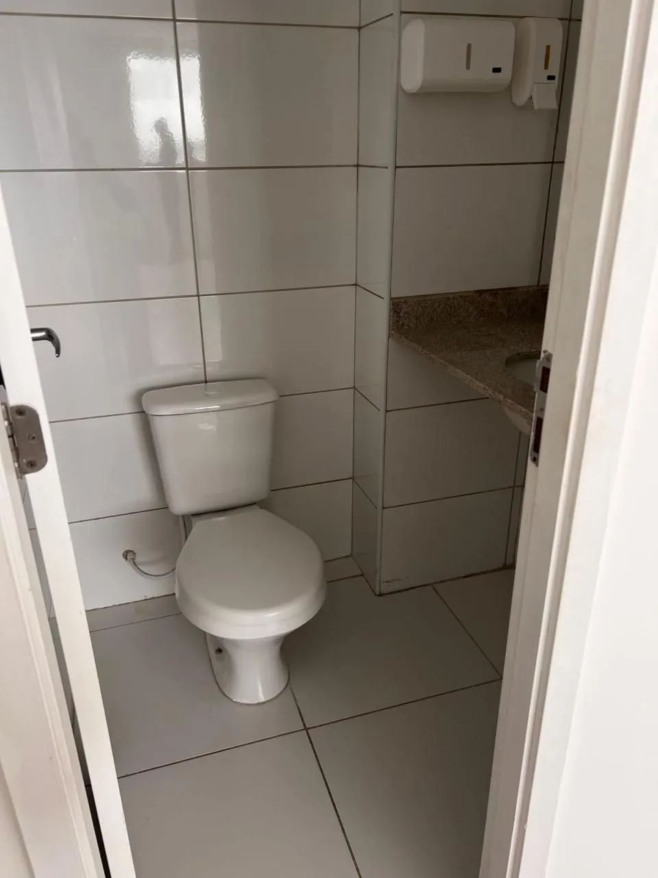 SALA COMERCIAL À VENDA | CENTRO EMPRESARIAL SHOPPING DA ILHA - Foto 4