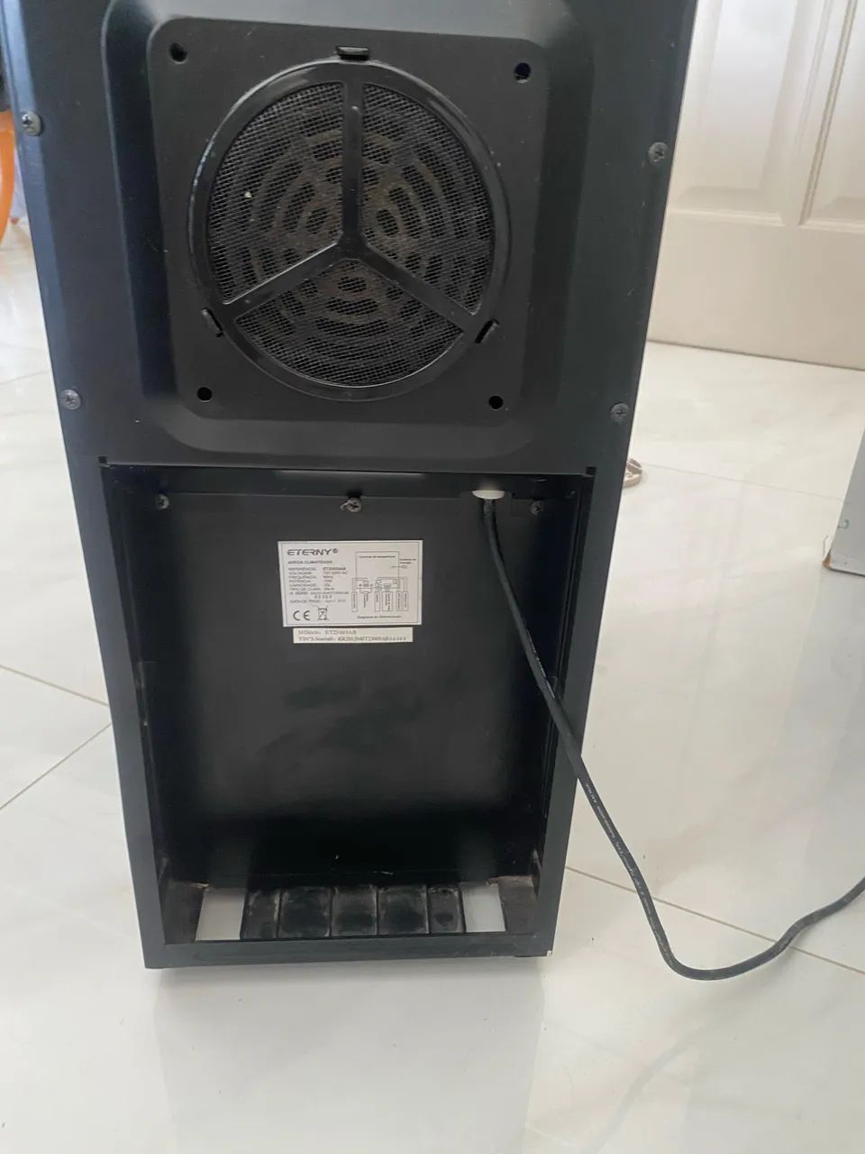 Vendo adega de 10 garrafas  - Foto 5