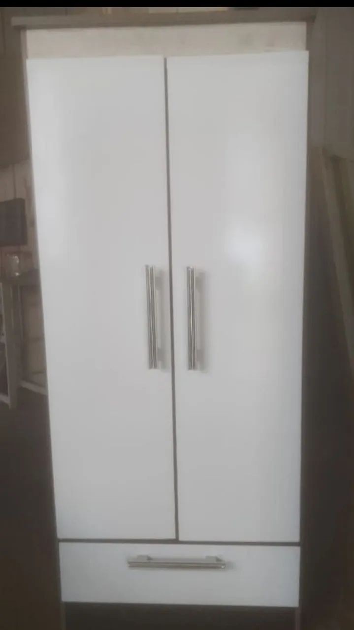 Armário multiuso 