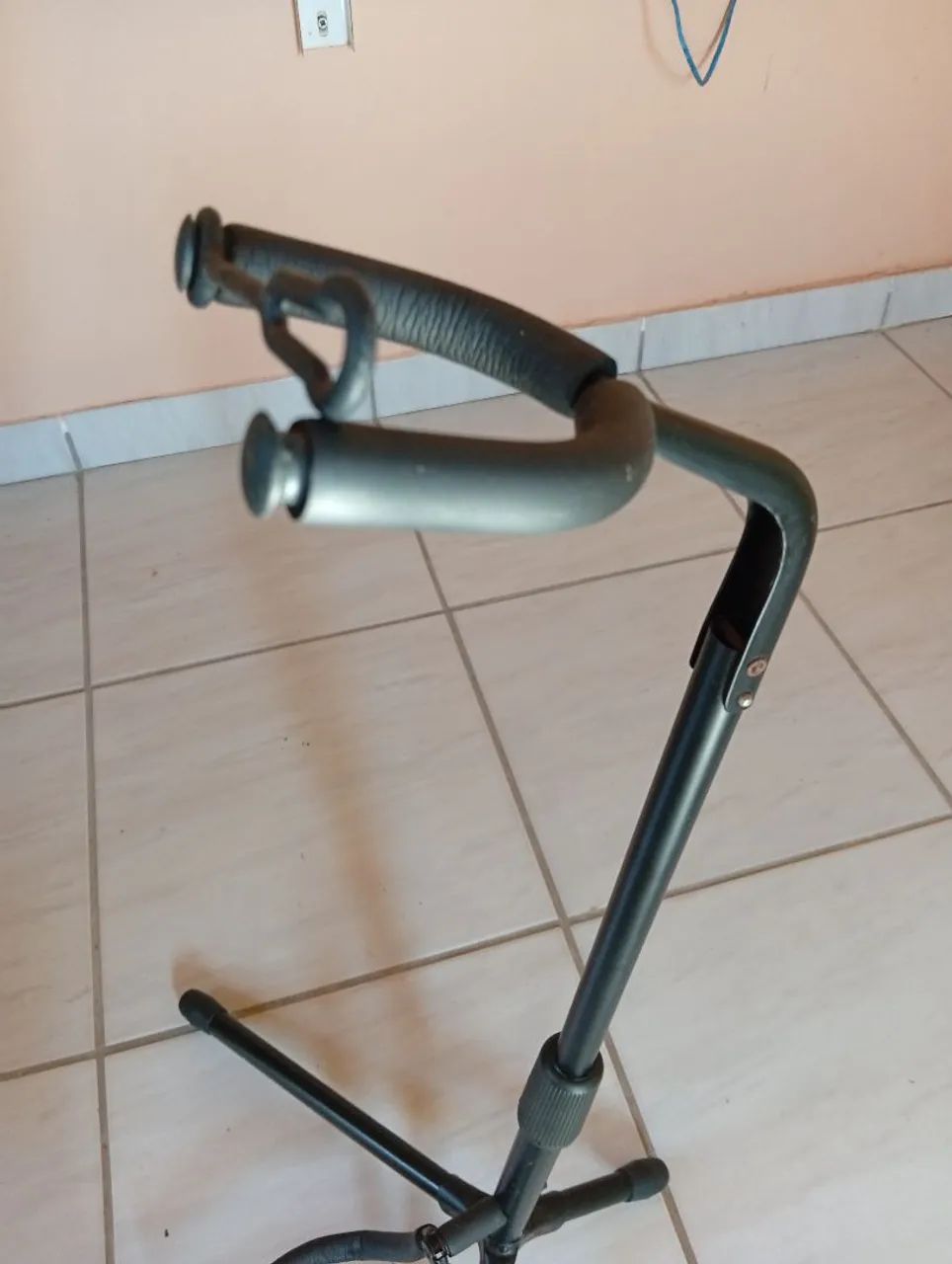 Suporte para violão  - Foto 3
