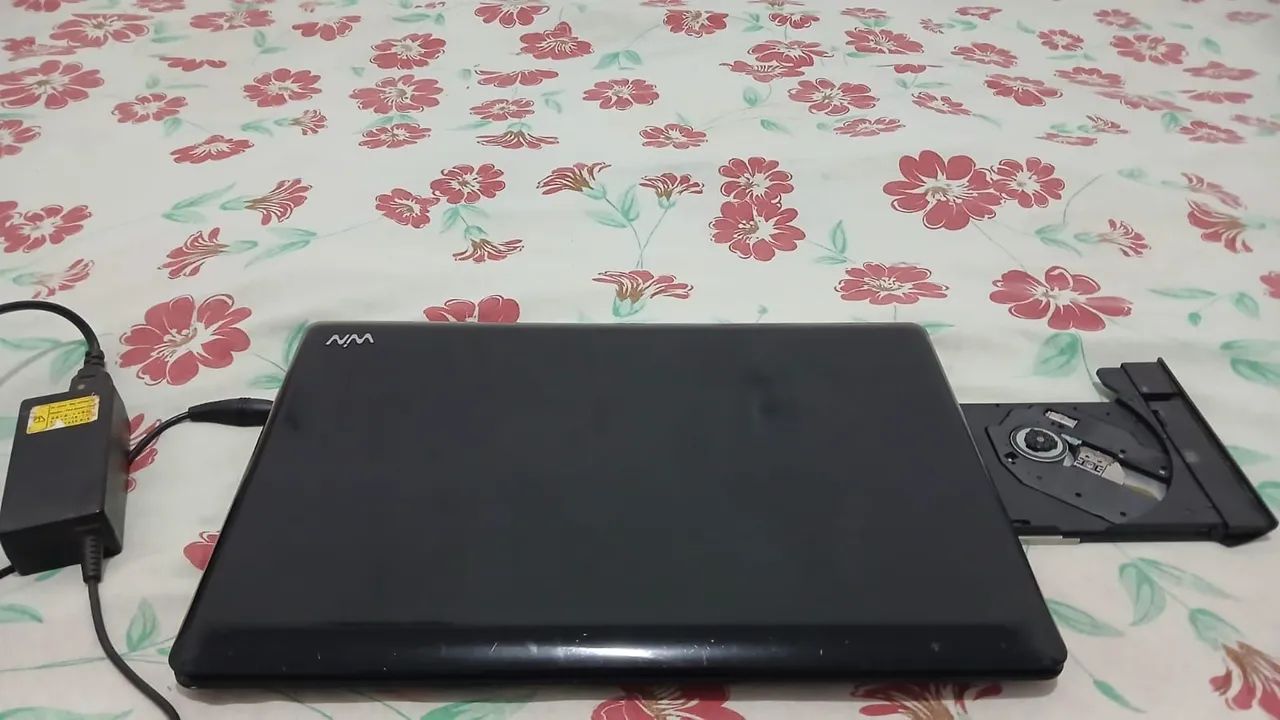 Notebook cce wn já formatado, faço entrega . - Foto 5