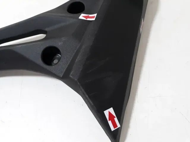 Carenagem Lateral Radiador Kawasaki Z500 25/25 L/d Ori 59859 Preto