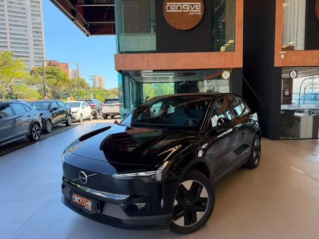 Volvo EX30 E60 Core (elétrico) 2024