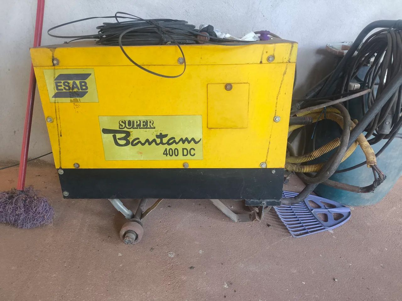 BANTAM 400 DC WELDING MACHINE