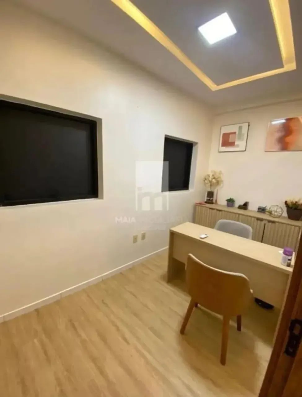 SALA COMERCIAL À VENDA NO REAL ONE | 30M² | NAZARÉ