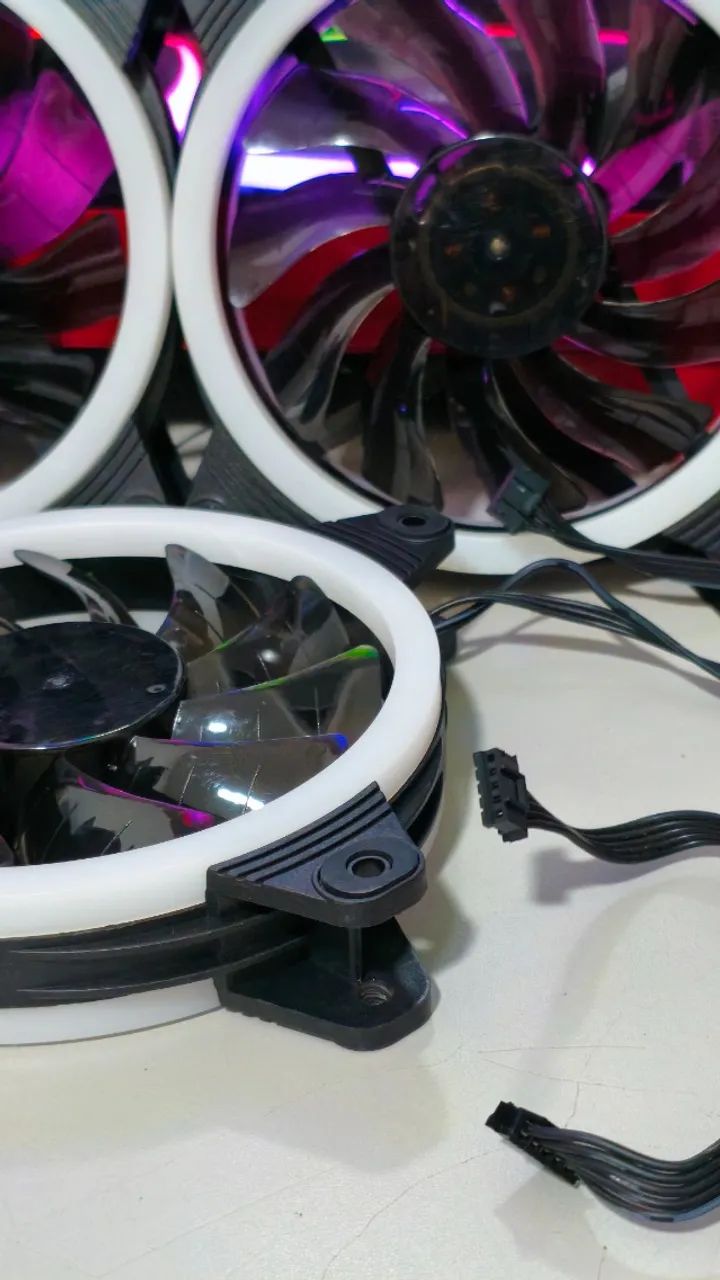Kit de 3 Fans Gaming Master RGB - Foto 2