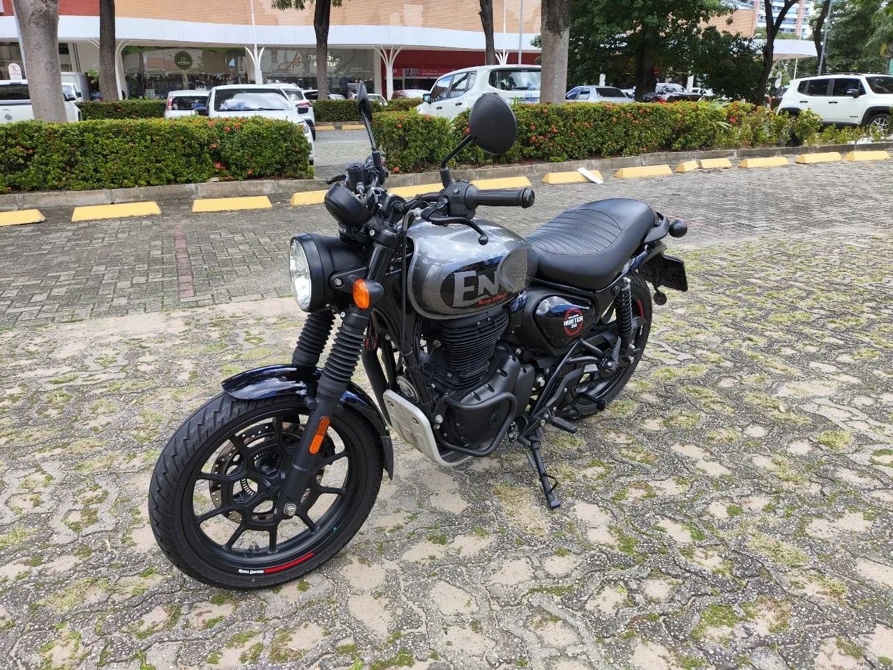 Royal  Enfield Hunter 350 2025 ZERO