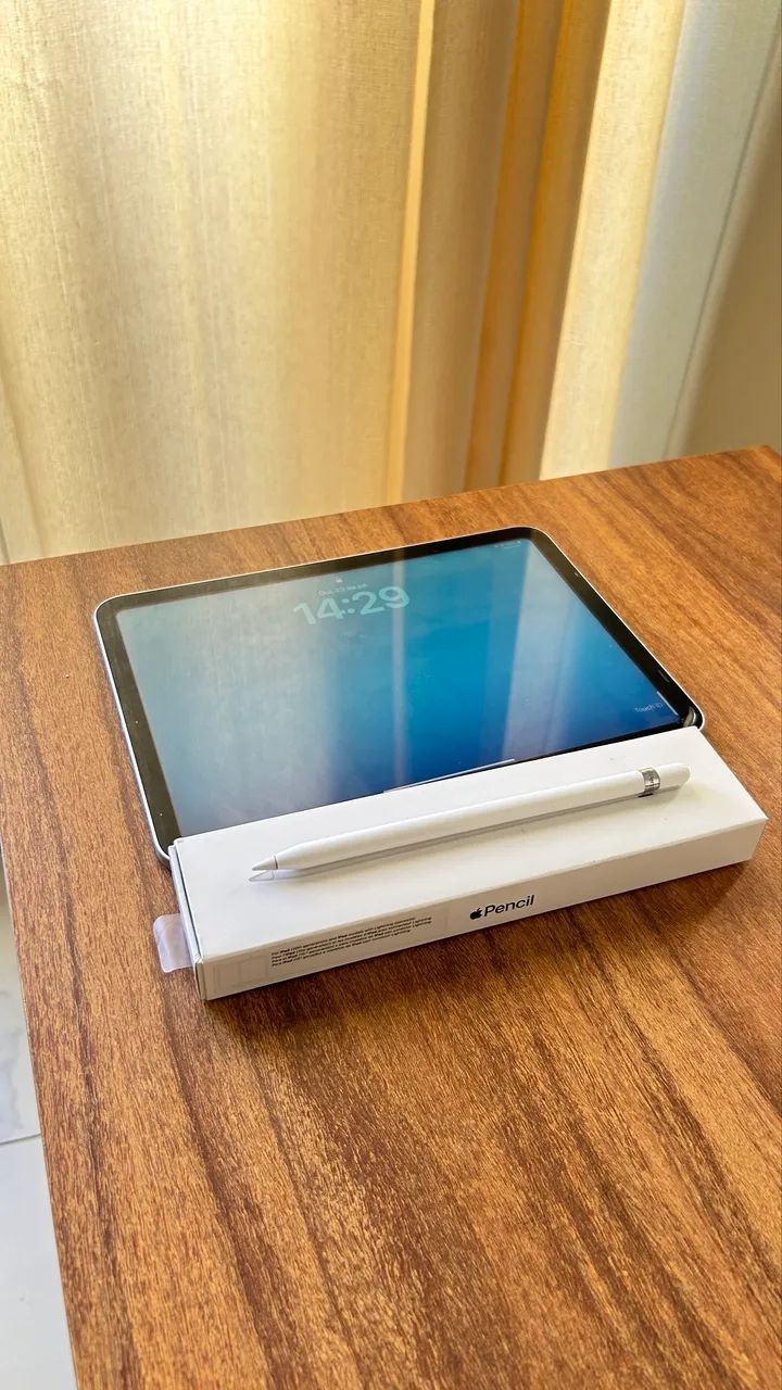 Vendo iPad 10ª Geração (64GB).  
