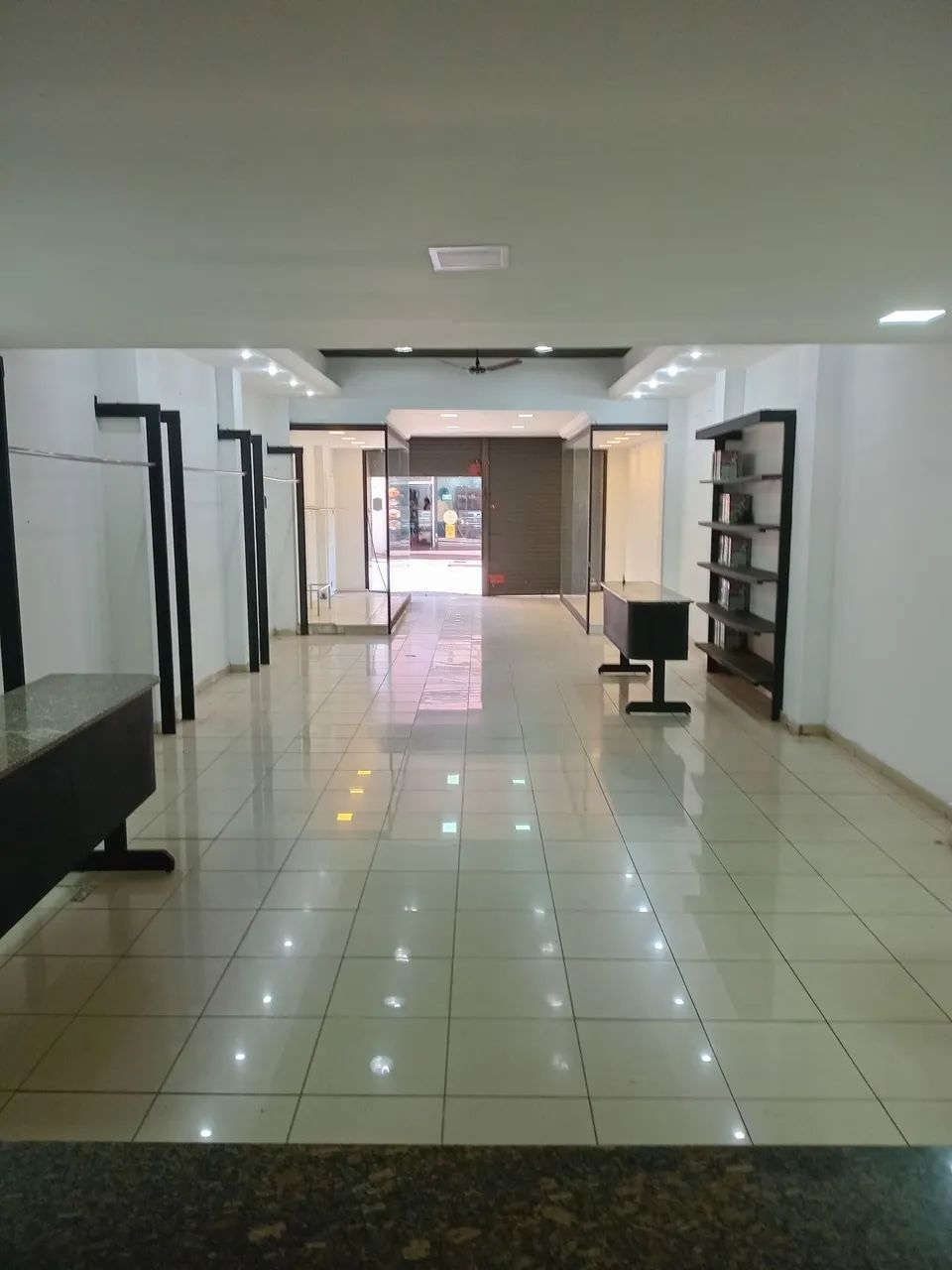 Alugo salão no centro  - Foto 4