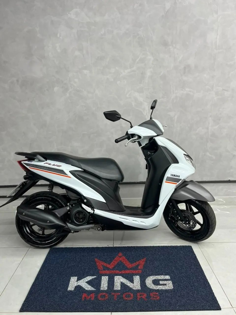 FLUO 125