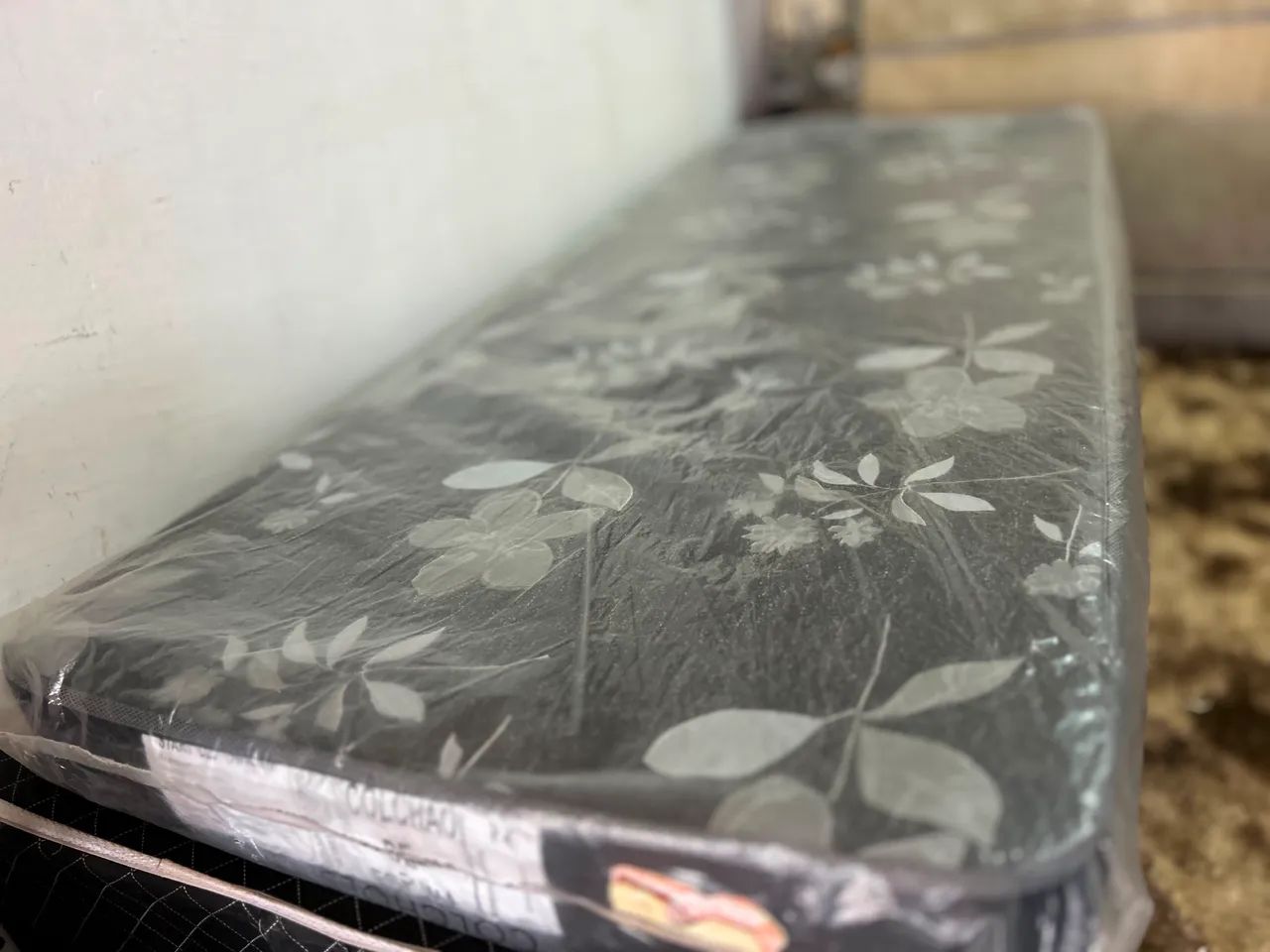 CAMA BOX DE SOLTEIRO  - Foto 3