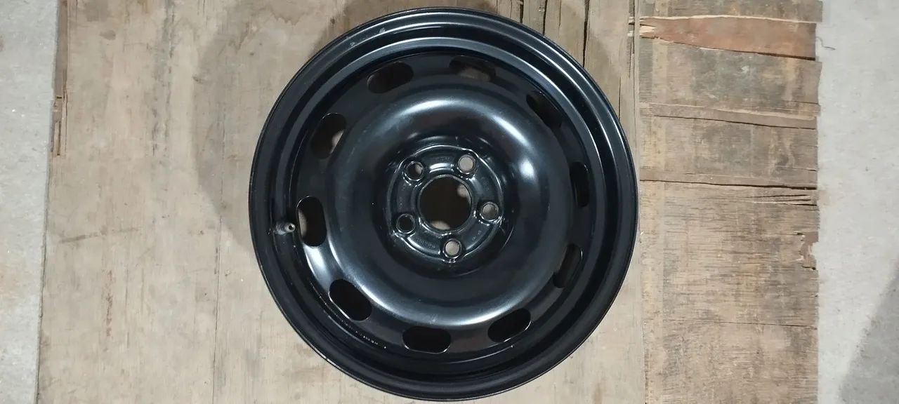 Roda de ferro Fox Spacefox, aro 15" 5x100 - Venda avulsa