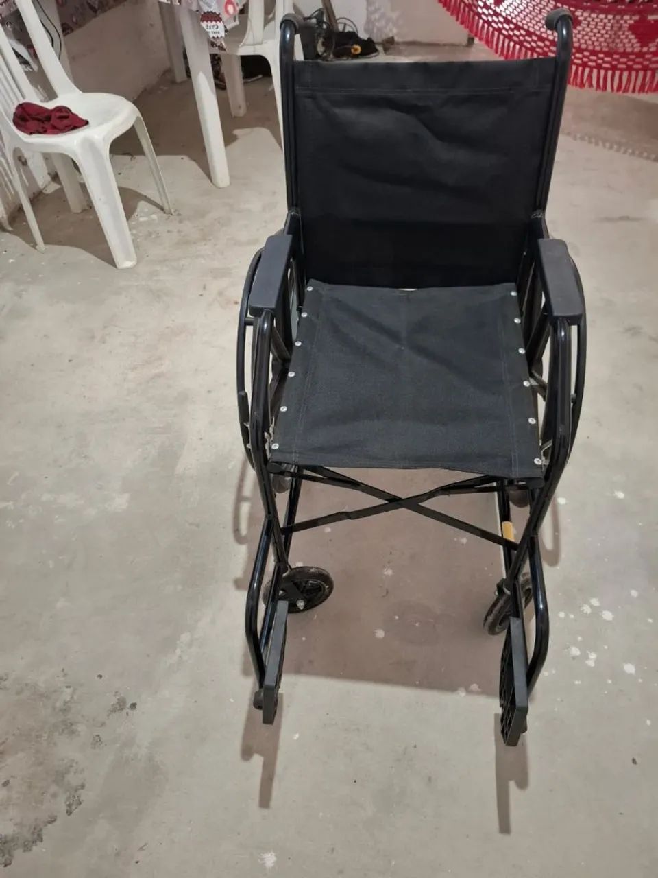 Cadeira de rodas nova - Foto 2