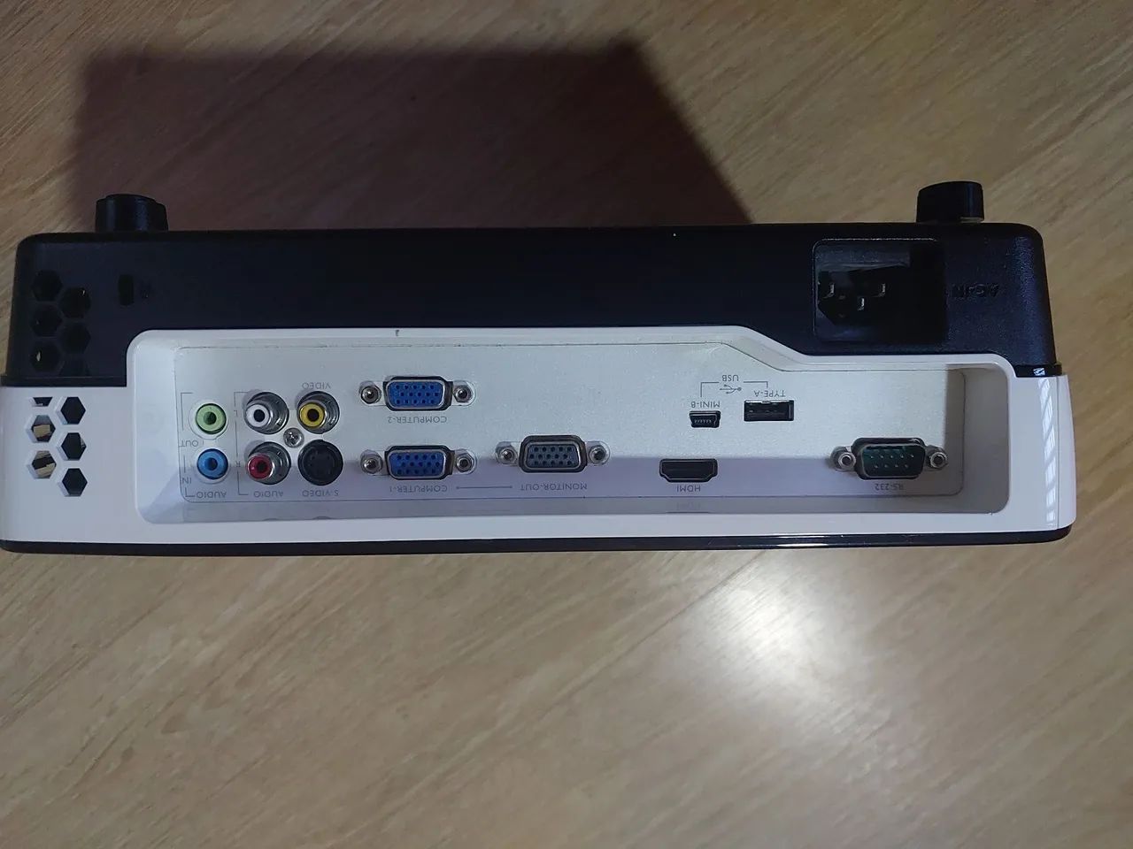 Projetor Multimídia Benq 3D MX660 3200 Lumens + acessórios. - Foto 4