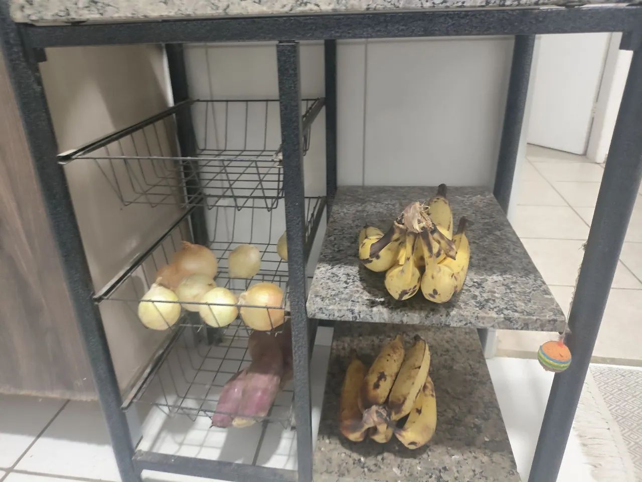 Fruteira em perfeito estado