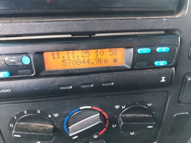 MERCEDES-BENZ ACCELO 1016 2014/2014 TRUCADO (6x2) COM BAÚ. - Foto 13