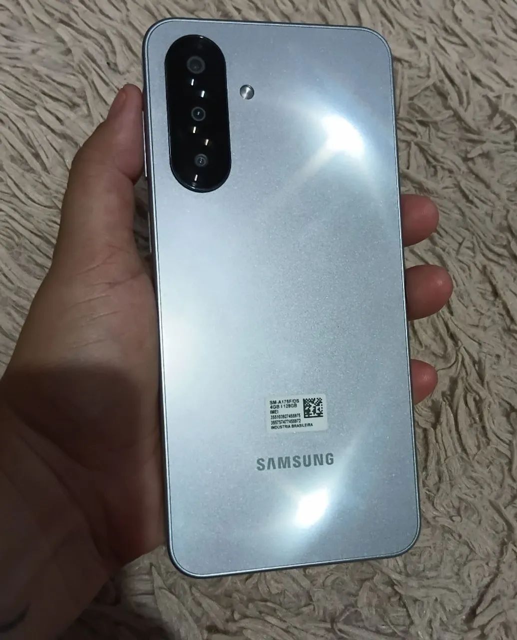 Celular a17