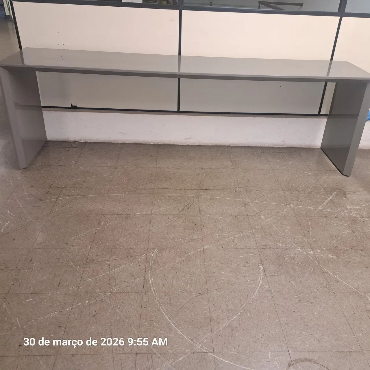 Aparador Laqueado Acrílico Cinzacomp.2,40m