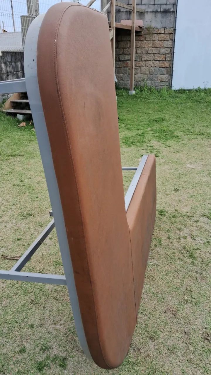 BANCO ALEMÃO CURVO - FORMATO L - CORINO ACQUABLOCK CARAMELO