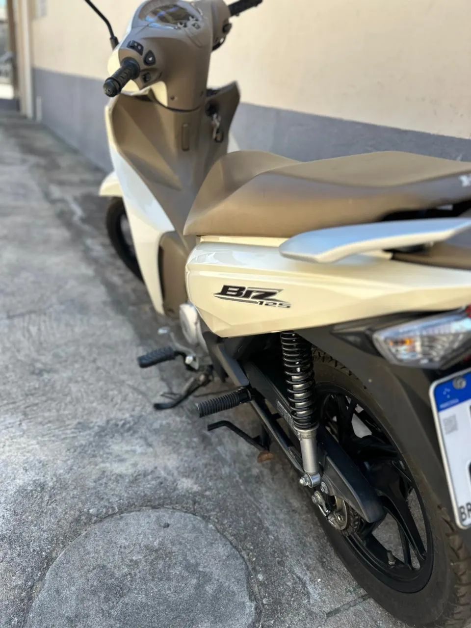 MOTO BIZ 2023 - Foto 4